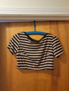 Deadly Dames Striped Crop Top - Black & Tan size Large